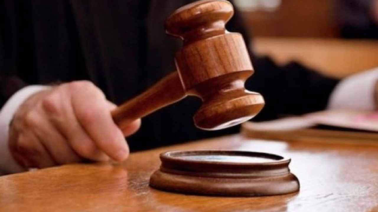 Yurttaki arkadaşlarına şaka yaptılar: 1 yıl 8’er ay hapis cezası aldılar