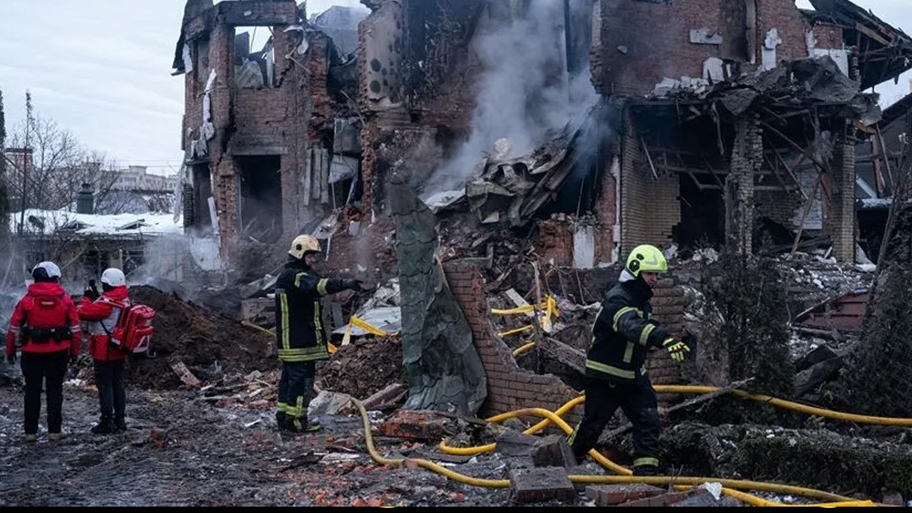Ukrayna’da minibüs İHA ile hedef alındı: 4 kişi hayatını kaybetti