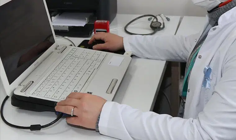 Genel Sağlık-İş ‘dayatma’ diyerek sisteme tepki gösterdi: Sağlık hizmetinin niteliğini tehlikeye atıyor